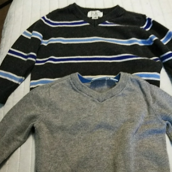Boys 12-18 mo. sweaters - Picture 1 of 1